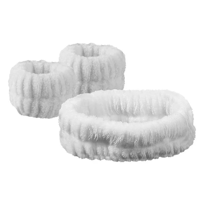 Elegant Skincare Wristband Set™